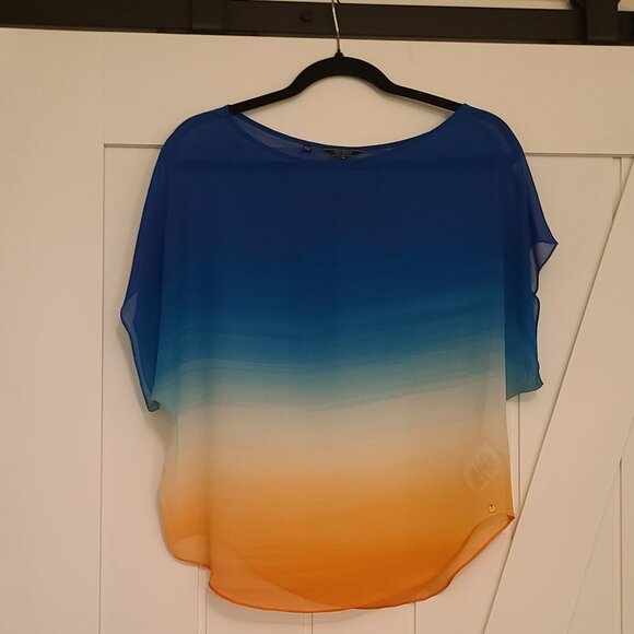 Guess Blouse size Small - Picture 1 of 4